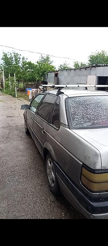 фолсваген б 4: Volkswagen Passat: 1989 г., 1.8 л, Кол менен иштөөчү, Бензин, Лифтбек — 5