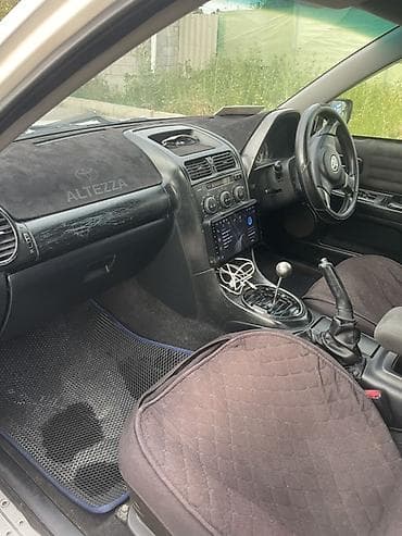 prius plus: Toyota Altezza: 2002 г., 2 л, Автомат, Газ, Универсал — 5