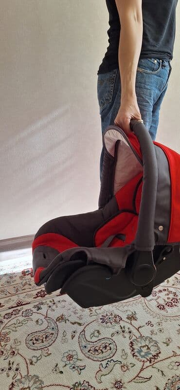 автомобильное кресло для грудничков: Автокресло, цвет - Красный — 4