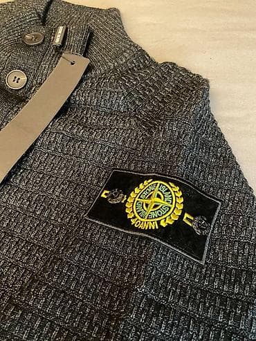 Айымдардын кийими: Мужской вязаный кардиган Stone Island на пуговицах. - Фактурная вязка — 2