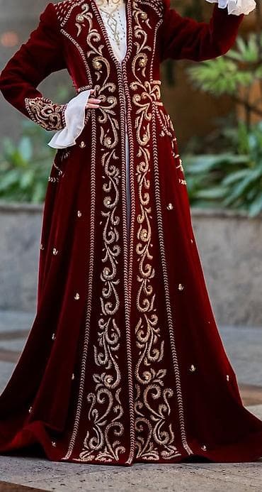 одежда в рассрочку: Вышиваем вручную на готовом и крое платья, камзолы, корсеты, головные — 1