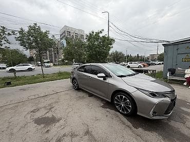 Продажа авто: Toyota Corolla: 2021 г., 1.8 л, Вариатор, Гибрид, Седан — 10