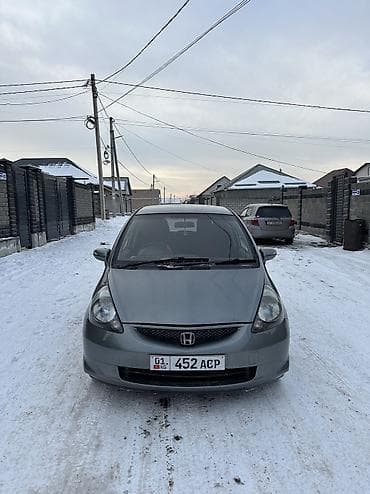 Honda Fit: 2006 г., 1.3 л, Вариатор, Бензин, Хэтчбэк