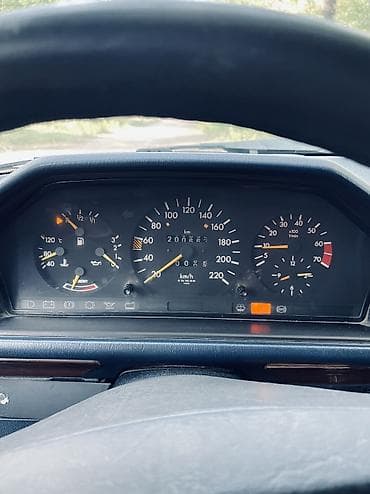 жугили кузуп: Mercedes-Benz W124: 1995 г., 2.3 л, Автомат, Бензин, Седан — 8