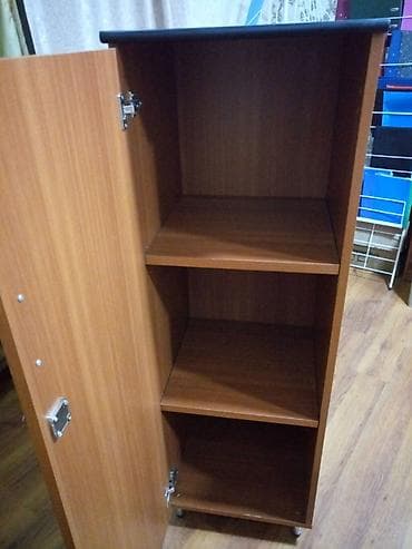 Терезелер жана комплектөөчүлөр: Кийимдер үчүн текче, Колдонулган, ЛДСП, Өзү алып кетүү, Акылуу жеткирүү — 6