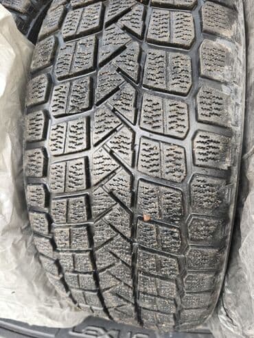 бишкек шинный центр: Шины 235 / 55 / R 18, Зима, Б/у, Китай, Maxxis — 1