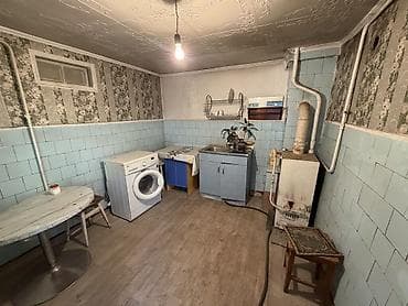 3: 🏡 **ПРОДАЁТСЯ ДОМ!** 📍 **Коммунаров** 🛏 3 комнаты 📐 Площадь дома — 4