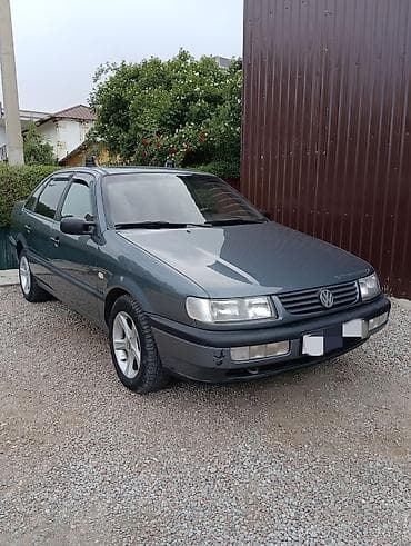 forester 2003: Volkswagen Passat: 1994 г., 2 л, Механика, Бензин, Седан — 1