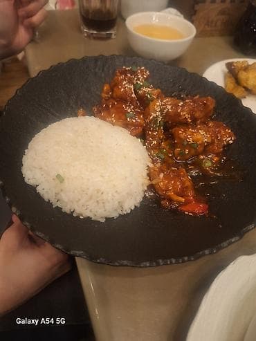 повар той: Требуется повар универсал — 1