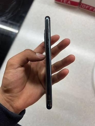 apple watch 8 серия: IPhone 11 Pro, Space Gray — 4