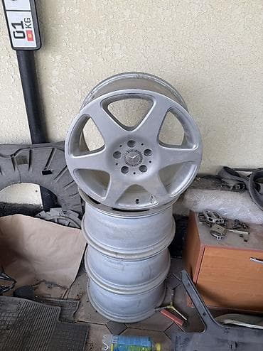 volk rays: Литые Диски R 17 Mercedes-Benz, Комплект, отверстий - 5, Б/у — 1