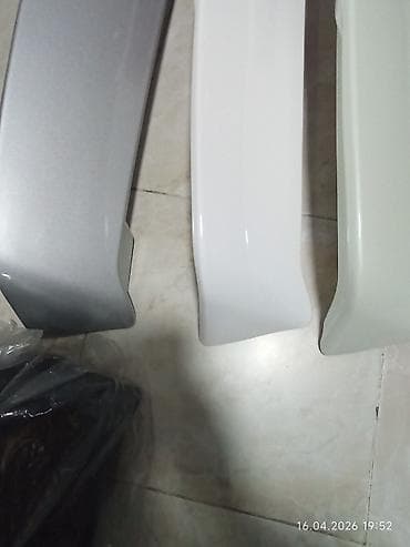 багажник для машины: Накладка крышки багажника Toyota, 2003 г., Новый, Аналог — 4