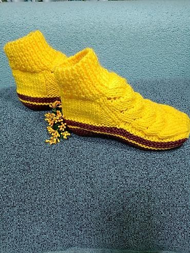 оптом трико: Вязаные тапочки -носочки 🩷🩷💜 
ручная работа — 4