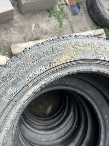 Шиналар жана дисктер: Шиналар 55 / R 16, Колдонулган, Жуп, Жеңил унаалар, Жапония, Bridgestone — 2