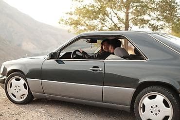 рай панель: Mercedes-Benz W124: 1988 г., 2.3 л, Автомат, Бензин, Купе — 2