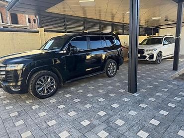 cruiser: Toyota Land Cruiser: 2022 г., 3.5 л, Автомат, Бензин, Внедорожник — 4