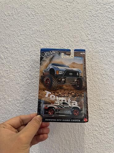 Спорт и хобби: Цена за набор из 5 ! Набор коллекционных моделей Hot Wheels — серия — 5