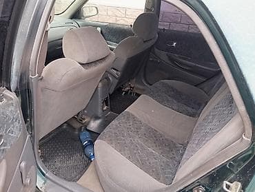 mazda d: Mazda 323: 2001 г., 1.6 л, Механика, Бензин, Седан — 10