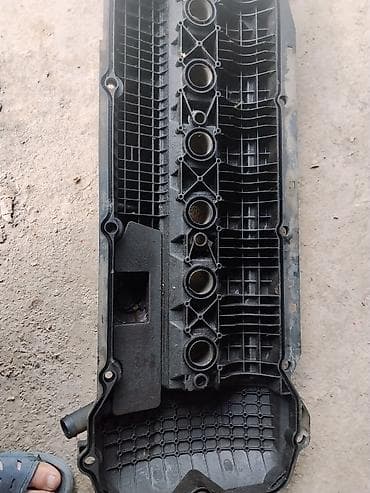 Автозапчасти: Клапанная крышка BMW Оригинал — 1