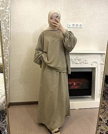 Женская одежда: Костюм с юбкой, Макси, Стандарт — 2