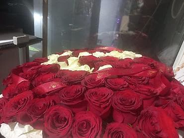 для цветов: Большая композиция роз в коробке 101 роза - Красивая шляпная коробка — 2