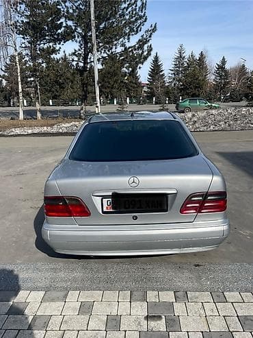subaru autback: Mercedes-Benz E-Class: 2001 г., 2 л, Механика, Бензин, Седан — 6