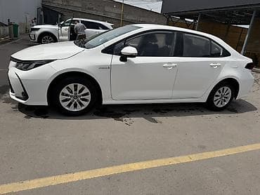 corolla 2004: Toyota Corolla: 2021 г., 1.8 л, Вариатор, Гибрид, Седан — 2