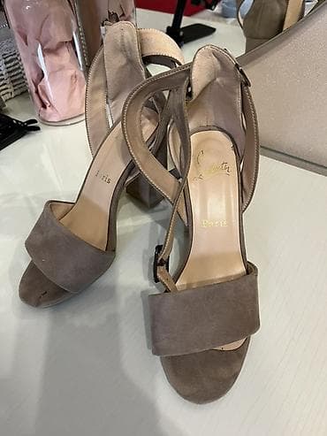 Босоножки, сандалии, шлепанцы: Босоножки, 37, Christian Louboutin, Б/у, цвет - Серый — 3