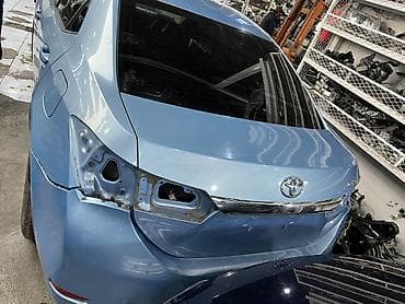 coroll: Toyota Corolla. 2014г. - 2018г. Запчасти (разбор) По кузову — 6