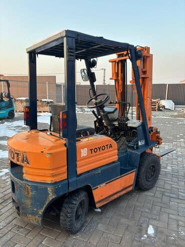 шины на трактор т 40 бу: Погрузчик, Toyota, Колесный, Вилочный — 9