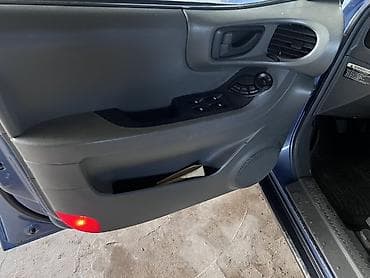 ромбик значок: Фаркоп Для легковых авто Hyundai, Б/у, Самовывоз — 2