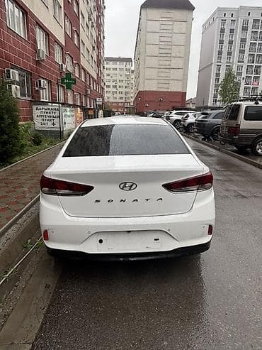 type r: Hyundai Sonata: 2021 г., 2 л, Автомат, Газ, Седан — 4