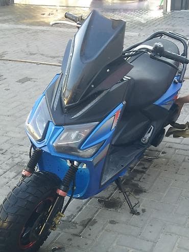 Скутер 180cc BWS (двухместный) - Двигатель: 180 см³, бензиновый