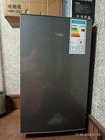 table fan: Компактный однокамерный холодильник KONKA KR-90G - Тип — 1