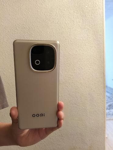 запись игры: IQOO Z10 Turbo+ — это мощный субфлагманский смартфон, представленный в — 1