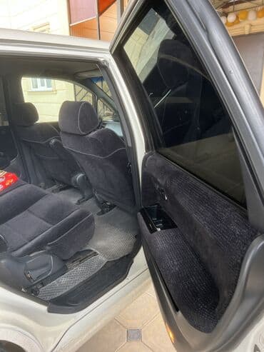 купить шипованную резину: Honda Odyssey: 2003 г., 2.3 л, Типтроник, Бензиновая, Минивэн — 9