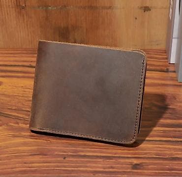 Аксессуары: Кожаный мужской бумажник (bifold), коричневый. - Материал — 1