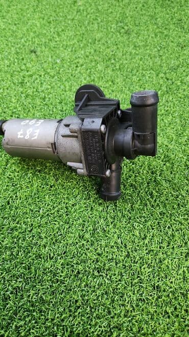 е87: Клапан печки . Е90 Е87 Год 2006 В отличном состоянии, очень большой — 4