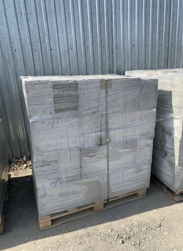 колцо бетон: Тротуарная плитка на поддонах - Формат: прямоугольные плитки, уложены — 1