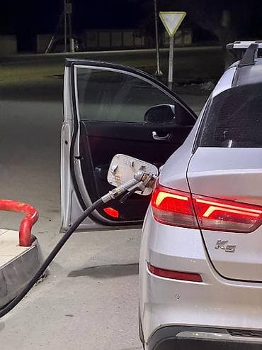 Kia K5: 2018 г., 2 л, Автомат, Газ, Седан