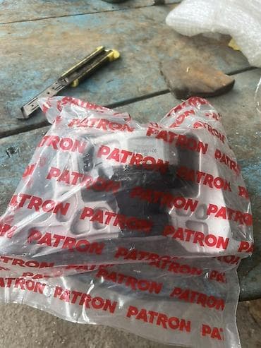 салон машина: Подушка мотора Ford 2003 г., Аналог — 2