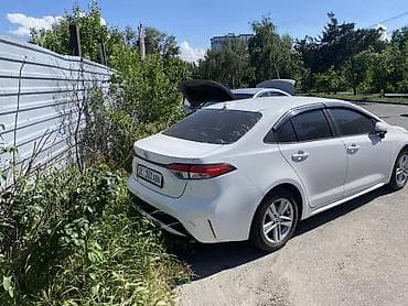 corolla: Toyota Corolla: 2021 г., Вариатор, Бензин, Седан — 4