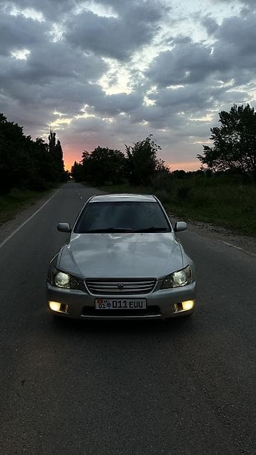 алтезе: Toyota Altezza: 2000 г., 2 л, Автомат, Бензин, Седан — 4