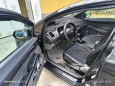 Honda Civic: 2008 г., 1.8 л, Механика, Бензин, Седан — 6