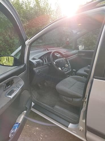 honda e: Ford Galaxy: 2001 г., 2.3 л, Механика, Газ, Минивэн — 7