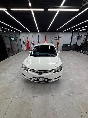 е 24: Honda Civic: 2006 г., 1.3 л, Автомат, Бензин, Седан — 1