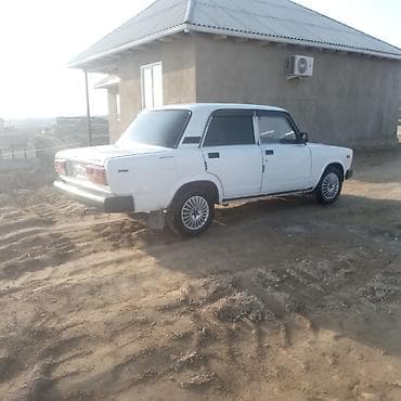 автомобиль ваз лада: ВАЗ (ЛАДА) 2107: 2001 г., Механика, Бензин, Седан — 1