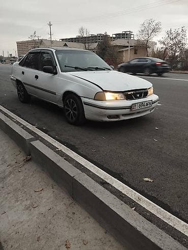 автомобиль daewoo nubira: Daewoo Nexia: 1996 г., Бензин, Седан — 1