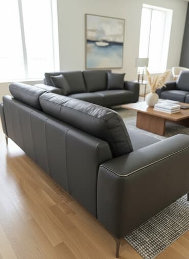 Комплект мягкой мебели в современном стиле: диван и кресла. - Обивка