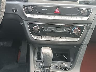 ravon cobalt: Hyundai Sonata: 2019 г., 2 л, Автомат, Газ, Седан — 7